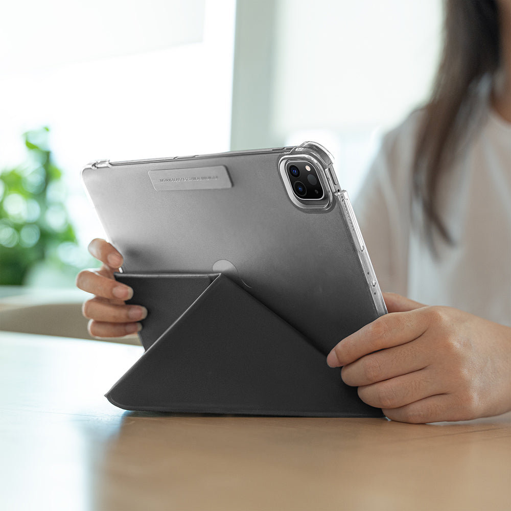 Apple iPad Pro 13 2025 M5 Raptic Clear Folio Airbagli Şeffaf Kapaklı Katlanabilir Standlı Kılıf
