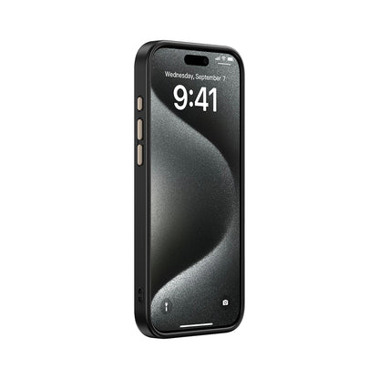 Apple iPhone 15 Pro Kılıf M-safe Şarj Özellikli Karbon Fiber Görünümlü Zore Antina Kapak
