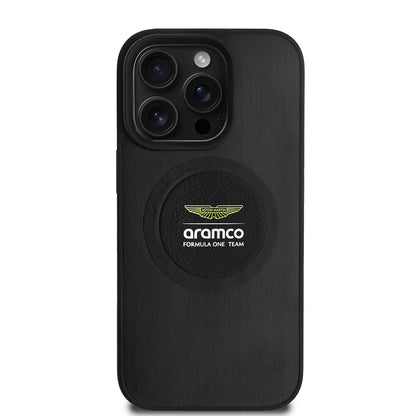 Apple iPhone 15 Pro Max Kılıf Aston Martin Orjinal Lisanslı M-safe Şarj Özellikli Aluminyum Arka Yüzeyli Formula One Team Baskılı Kapak