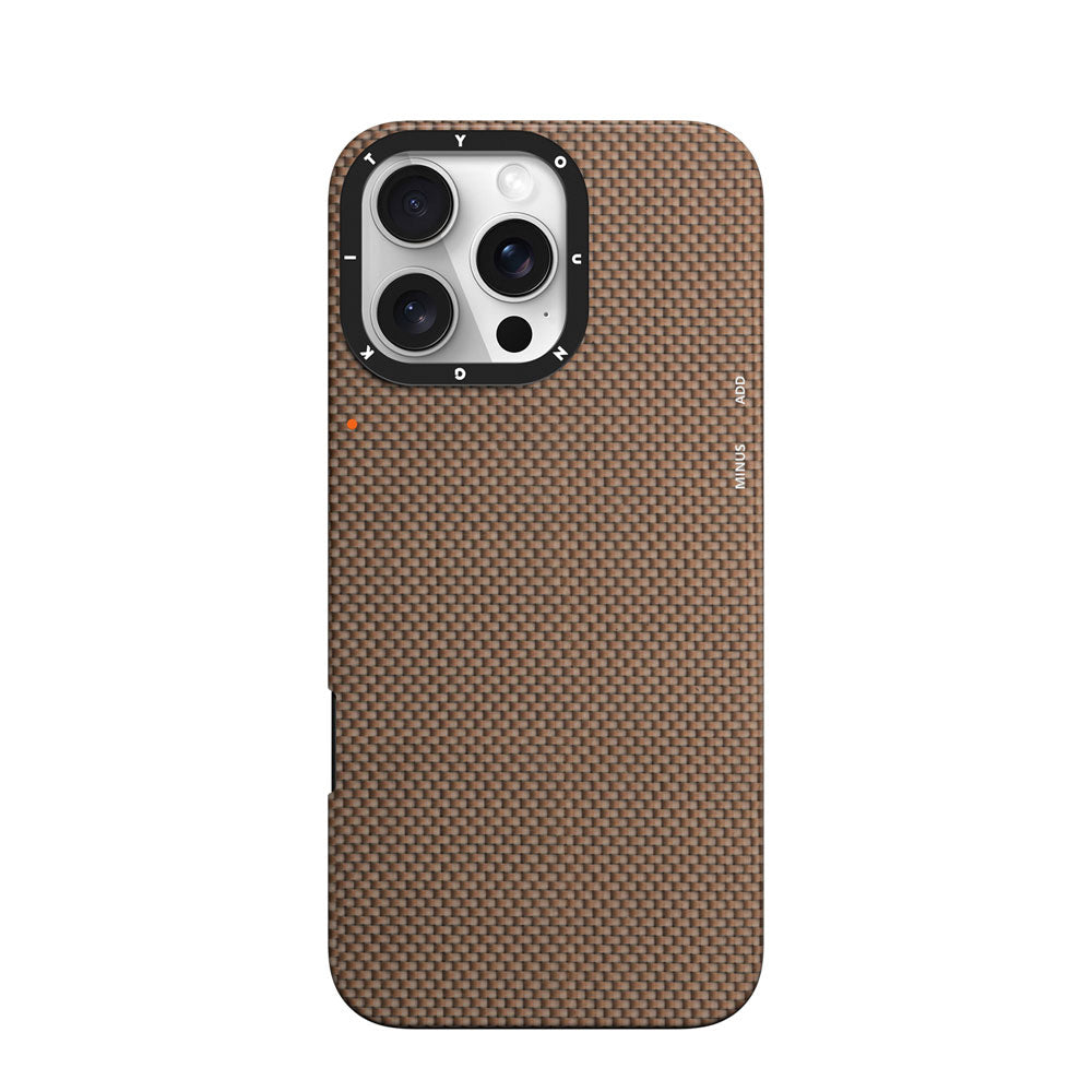 Apple iPhone 16 Pro Kılıf M-safe Şarj Özellikli Aramid Fiber Youngkit 1500D Extreme Wing Titanyum-Gold Serisi Kapak