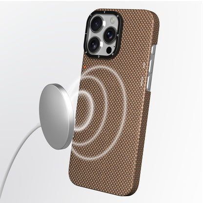 Apple iPhone 16 Pro Kılıf M-safe Şarj Özellikli Aramid Fiber Youngkit 1500D Extreme Wing Titanyum-Gold Serisi Kapak