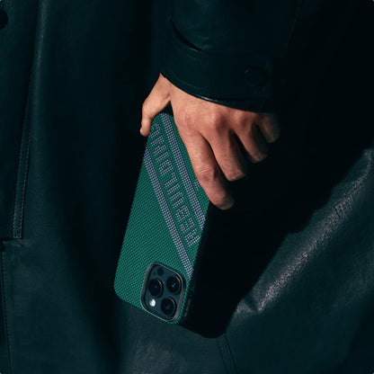 Apple iPhone 16 Pro Kılıf M-safe Şarj Özellikli Aramid Fiber Re-TROS Tasarımlı Pitaka Tactile Woven Rebuilding Serisi Kapak