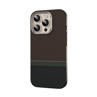 Apple iPhone 16 Pro Max Kılıf M-safe Şarj Özellikli Karbon Fiber Tasarımlı Benks Prestige ArmorPro Kevlar Kapak