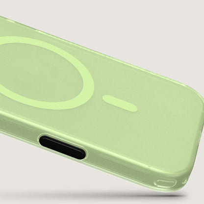 Apple iPhone 17 Kılıf M-safe Şarj Özellikli Benks Lucid Armor Kapak