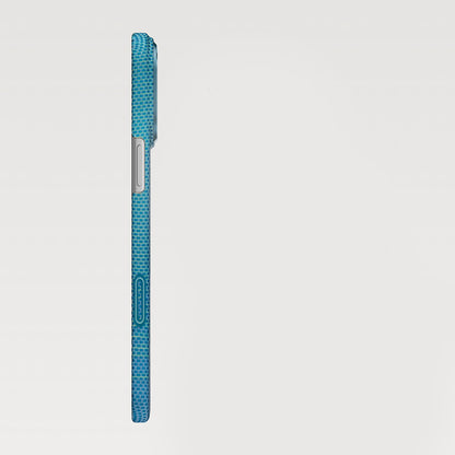 Apple iPhone 17 Pro Kılıf M-safe Şarj Özellikli Aramid Fiber Pitaka Glints of Gold Ultra Slim Serisi Kapak