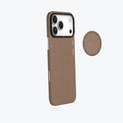 Apple iPhone 17 Pro Kılıf M-safe Şarj Özellikli Aramid Fiber Youngkit 1500D Extreme Wing Titanyum-Gold Serisi Kapak