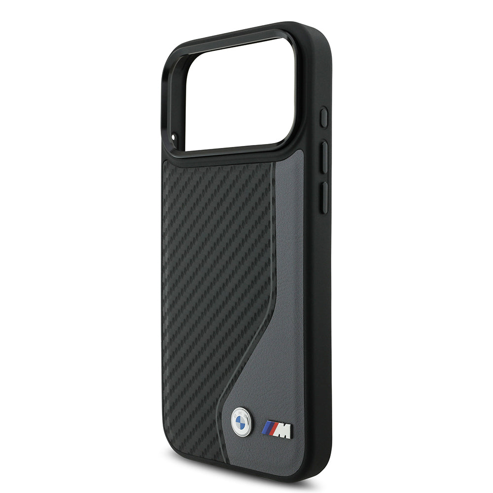 Apple iPhone 17 Pro Max Kılıf BMW Orjinal Lisanslı M-safe Şarj Özellikli Metal BMW ve M Logolu PU Karbon Tasarımlı Kapak