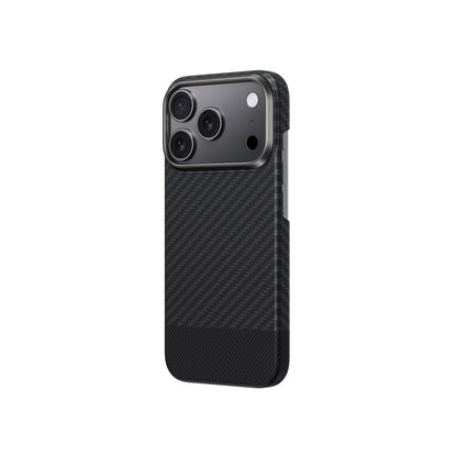 Apple iPhone 17 Pro Max Kılıf M-safe Şarj Özellikli 1500D Aramid Fiber Amazingthing Titan Max Serisi Kapak