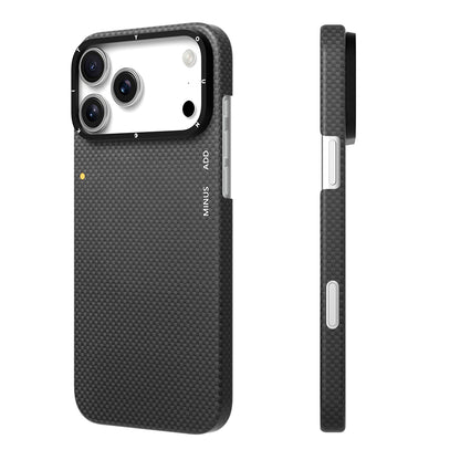 Apple iPhone 17 Pro Max Kılıf M-safe Şarj Özellikli Aramid Fiber Youngkit 1500D Extreme Wing Titanyum-Gold Serisi Kapak