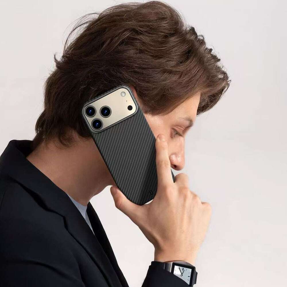 Apple iPhone 17 Pro Max Kılıf M-safe Şarj Özellikli Wiwu DCC-206 Aramid Air Kapak