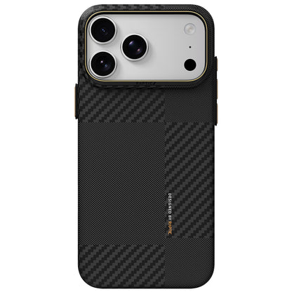 Apple iPhone 18 Pro Kılıf M-safe Şarj Özellikli 600D Metal Kamera Çerçeveli Raptic Aramid Karbon Fiber Geotik Serisi Kapak