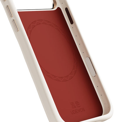 Apple iPhone 18 Pro Max Kılıf M-Safe Şarj Özellikli Çizgili Logolu Udemos Freedom Serisi Kapak