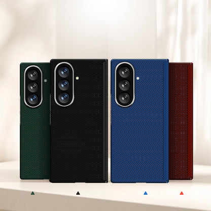 Galaxy Z Fold 8 Ultra Kılıf M-Safe Şarj Özellikli Zore Paris Zerre Sert PC Kapak