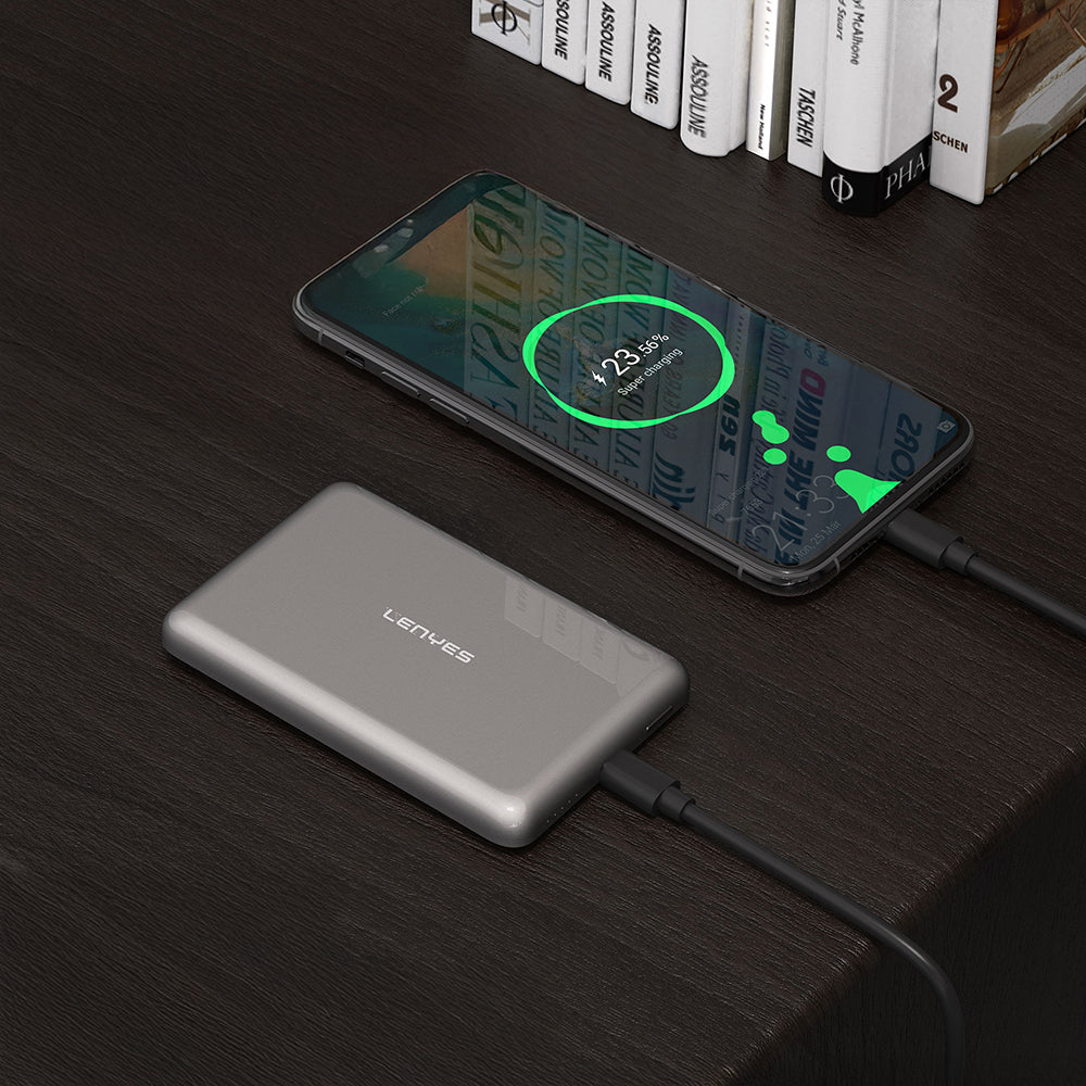 Lenyes PW0015D Ultra İnce Dijital LED Göstergeli Wireless Powerbank 15W 5000mAh