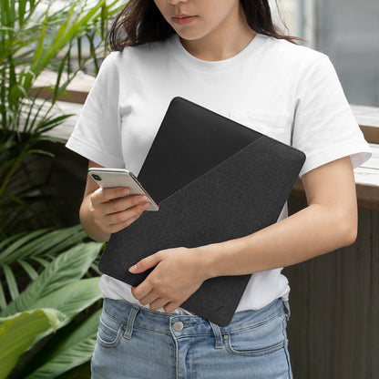 Native Uninon Stow Slim Serisi Su Geçirmez 11 inç Tablet Çantası