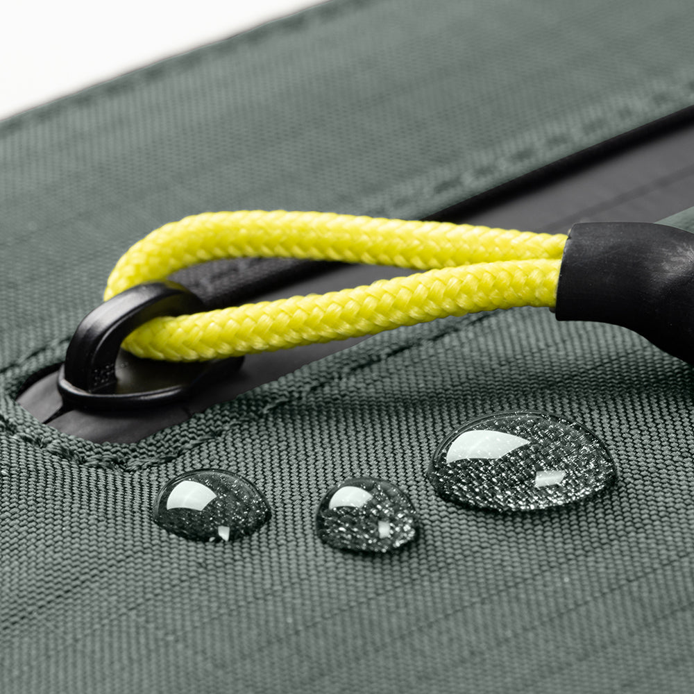 Native Uninon Ultralight Sleeve Serisi Su Geçirmez Ripstop Kumaş 15 inç Macbook Çantası
